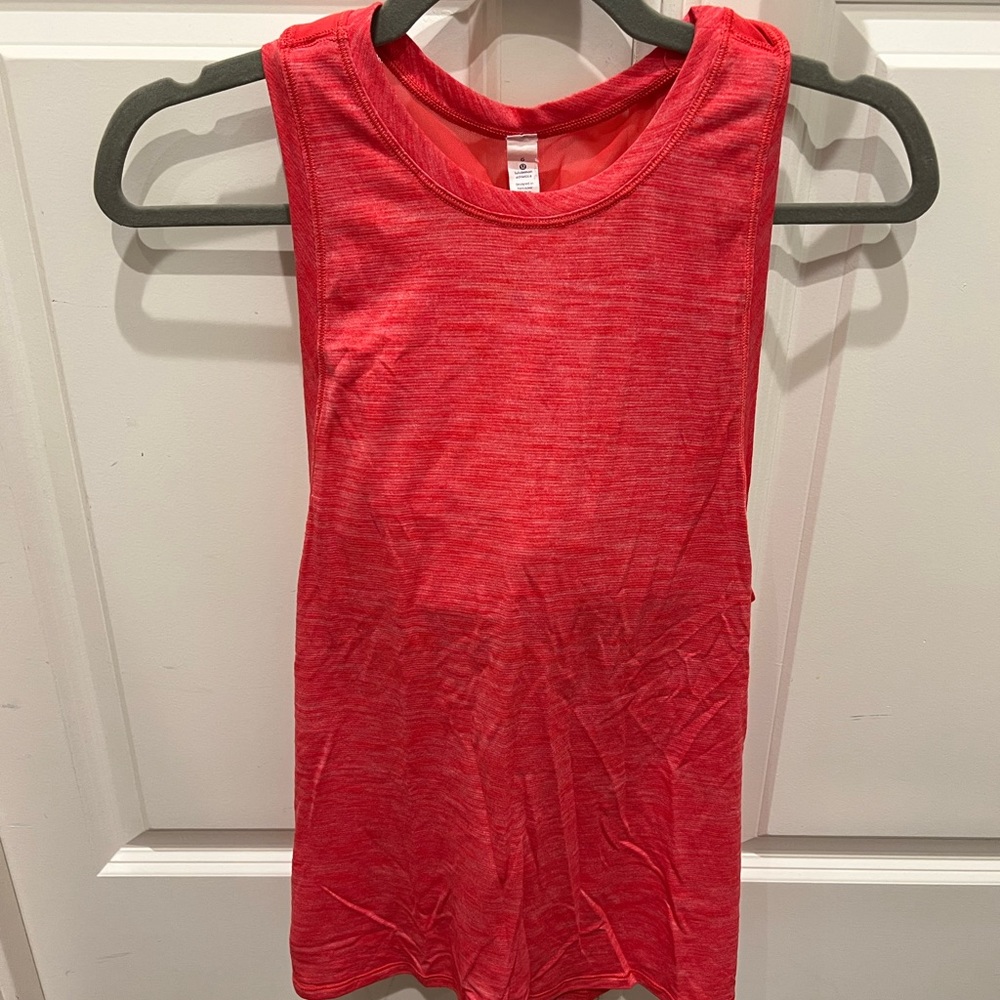 lululemon top size 6